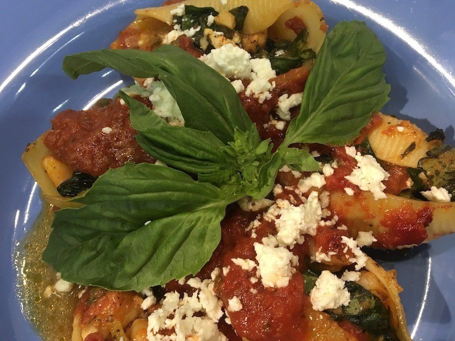 Garlicky Shrimp and Feta Cheese Stuffed Shells